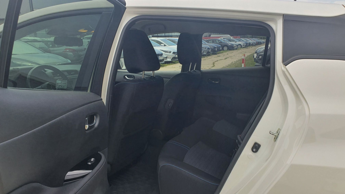 Hatchback NISSAN LEAF HATCHBACK: foto 11