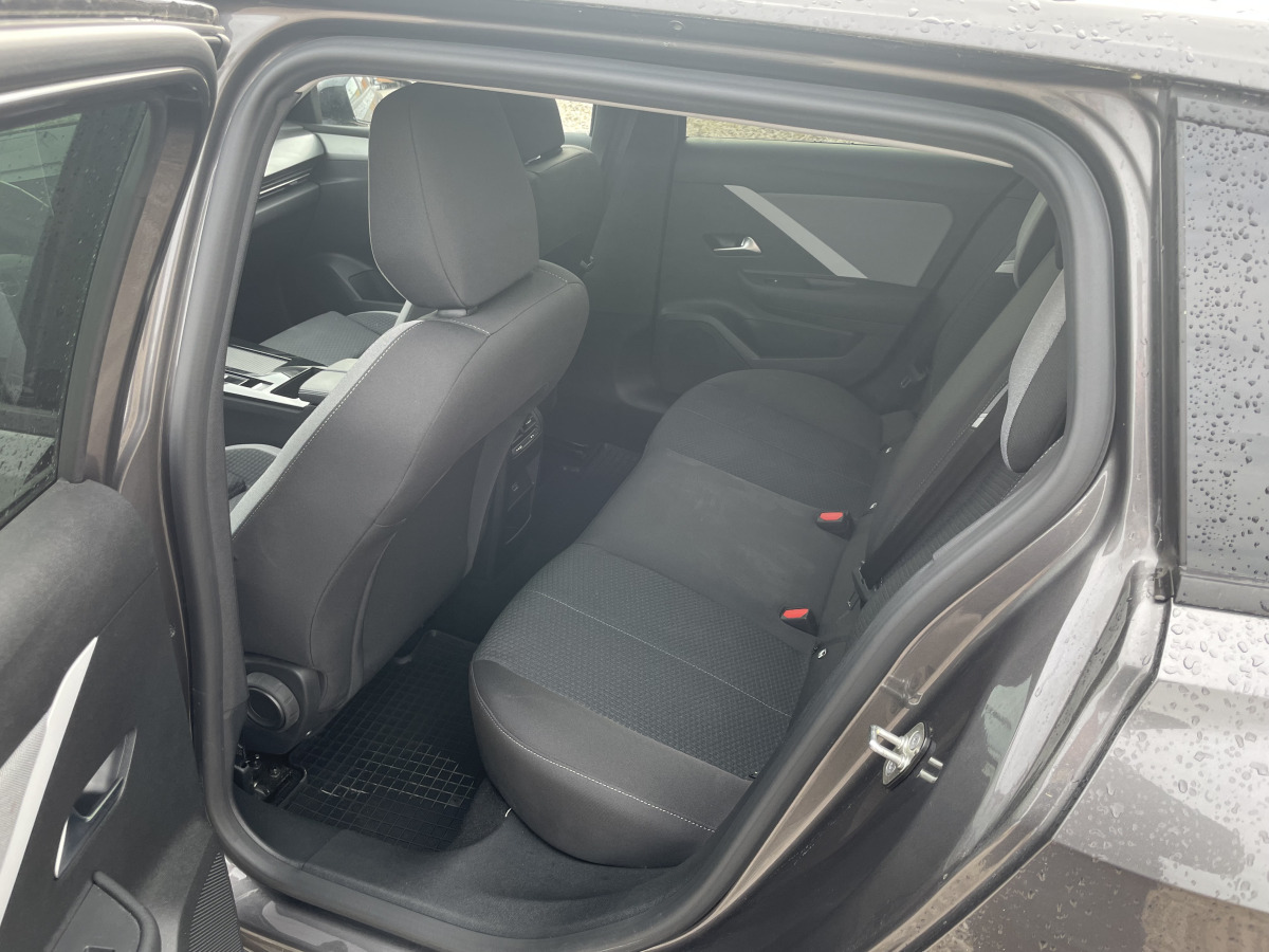 Coche OPEL ASTRA KOMBI: foto 8