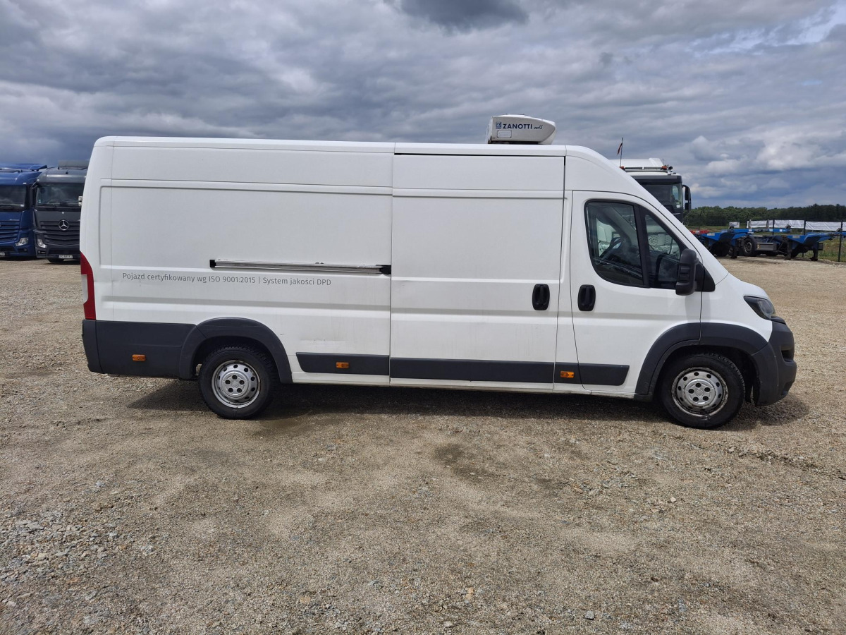 PEUGEOT BOXER FURGON BLASZAK - Furgón: foto 4 PEUGEOT BOXER FURGON BLASZAK - Furgón: foto 4