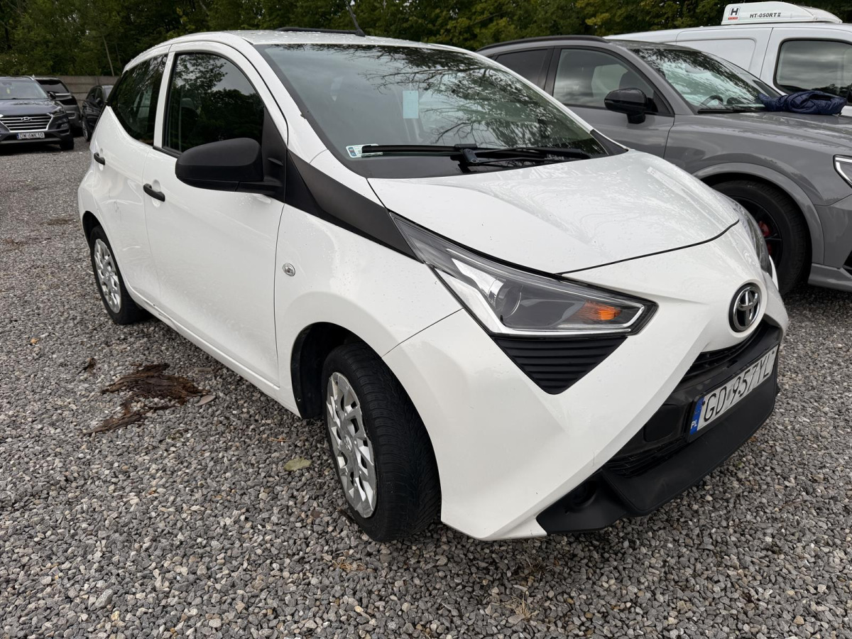 Hatchback TOYOTA AYGO VVT-I 5H/B MT5 HATCHBACK - BRAK KLUCZYKÓW: foto 1