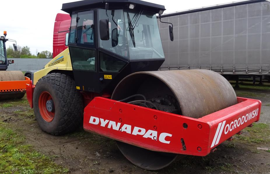 Walec DYNAPAC CA 302D 2011 - 3393 mth - CE - 15,9t - Rodillo: foto 1 Walec DYNAPAC CA 302D 2011 - 3393 mth - CE - 15,9t - Rodillo: foto 1