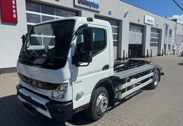 FUSO Canter 9C18 Hakowiec - Camión de basura: foto 1 FUSO Canter 9C18 Hakowiec - Camión de basura: foto 1