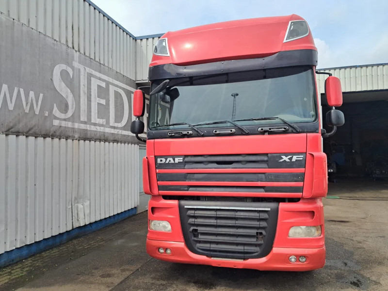 DAF XF 105 460 , Manual Gearbox , PTO , Tipper Hydraulics , Airco , Superspace Cab - Cabeza tractora: foto 5 DAF XF 105 460 , Manual Gearbox , PTO , Tipper Hydraulics , Airco , Superspace Cab - Cabeza tractora: foto 5