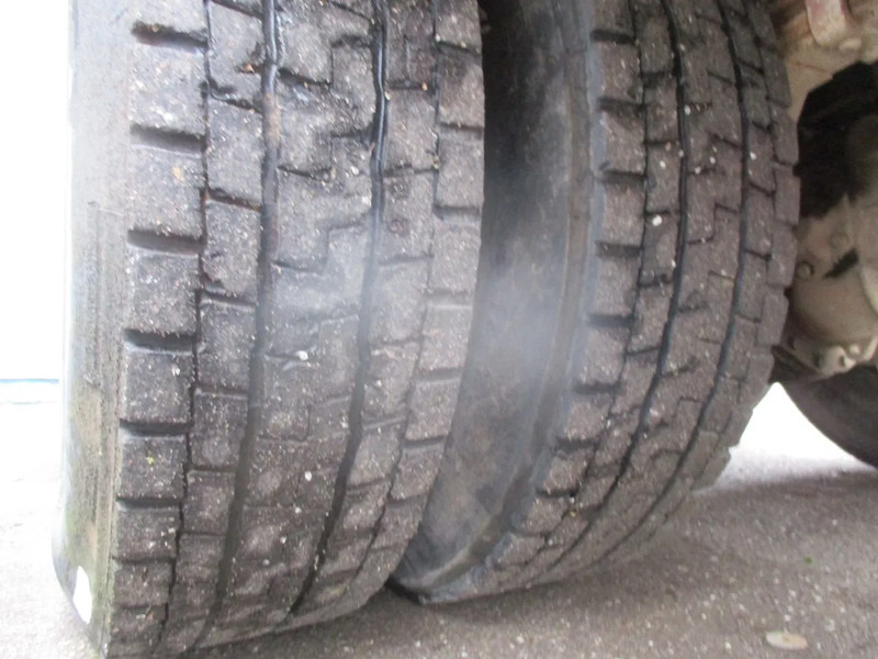 Camión volquete Iveco Turbostar 190-30 , Manual , V8 , 3 way tipper , Spring suspension , 6x2: foto 14