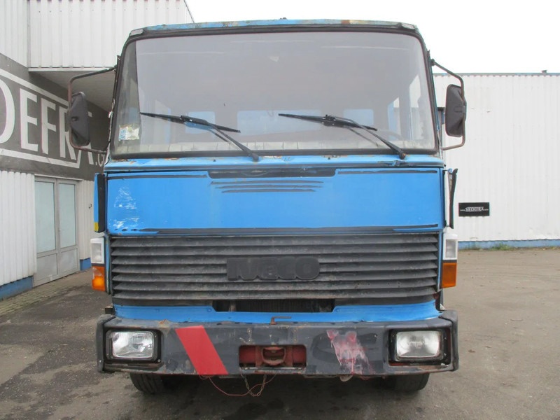 Camión volquete Iveco Turbostar 190-30 , Manual , V8 , 3 way tipper , Spring suspension , 6x2: foto 6