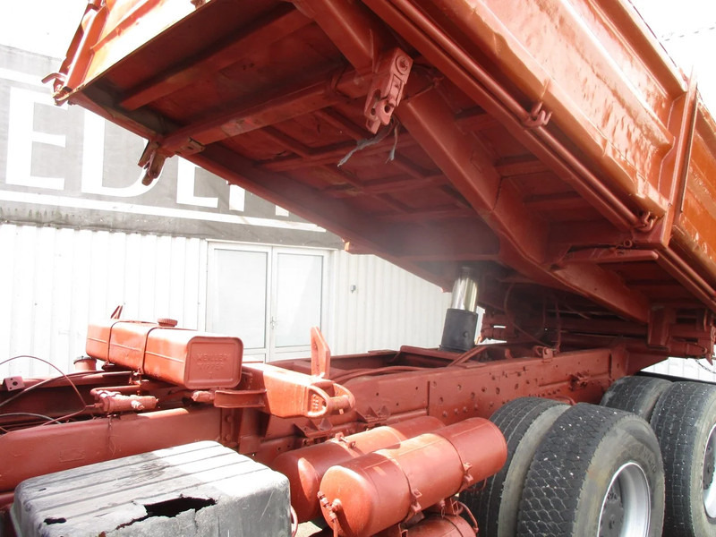 Camión volquete MAN 26.321 6x4 , 3 way tipper , ZF Manual , Spring suspension: foto 10