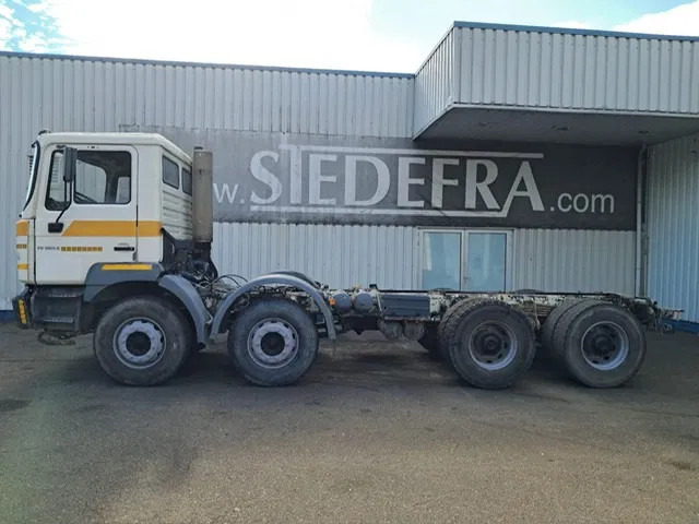 MAN 35-364 / FE 360 A , 8x4 , Spring Suspension , ZF Manual , Airco - Camión chasis: foto 2 MAN 35-364 / FE 360 A , 8x4 , Spring Suspension , ZF Manual , Airco - Camión chasis: foto 2