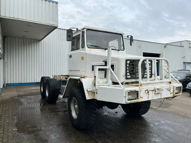 MOL 6x6 , Magirus Deutz V6 engine - Camión chasis: foto 4 MOL 6x6 , Magirus Deutz V6 engine - Camión chasis: foto 4