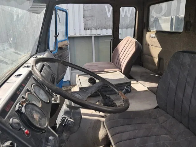 Camión volquete Mercedes-Benz SK 2635 , V8 , Bi Turbo , 6x4 , ZF Manual , 3 Way Tipper , Spring suspension: foto 13