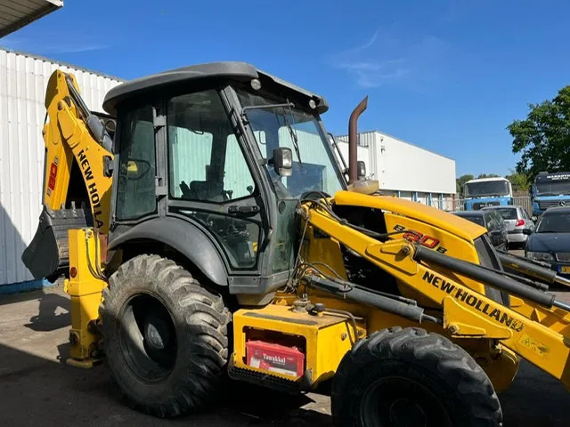 New Holland B80B , 4x4 , Backhoe Loader , 4 in1 bucket - Retroexcavadora: foto 5 New Holland B80B , 4x4 , Backhoe Loader , 4 in1 bucket - Retroexcavadora: foto 5