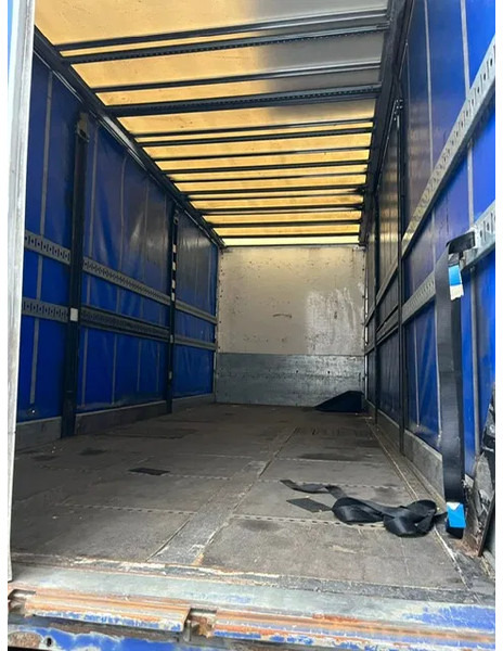 Camión lona Renault Premium 410 DXi , Manual Gearbox , Retarder , Airco: foto 8 Camión lona Renault Premium 410 DXi , Manual Gearbox , Retarder , Airco: foto 8