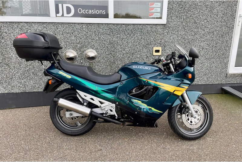Suzuki GSX 600 F - Motocicleta: foto 1 Suzuki GSX 600 F - Motocicleta: foto 1