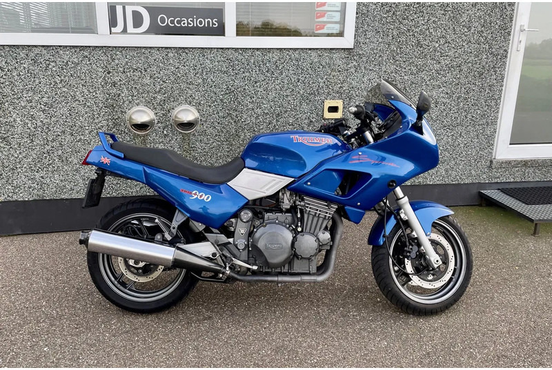 Triumph SPRINT 900 - Motocicleta: foto 1 Triumph SPRINT 900 - Motocicleta: foto 1