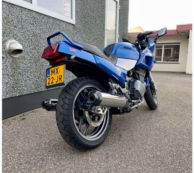 Triumph SPRINT 900 - Motocicleta: foto 4 Triumph SPRINT 900 - Motocicleta: foto 4