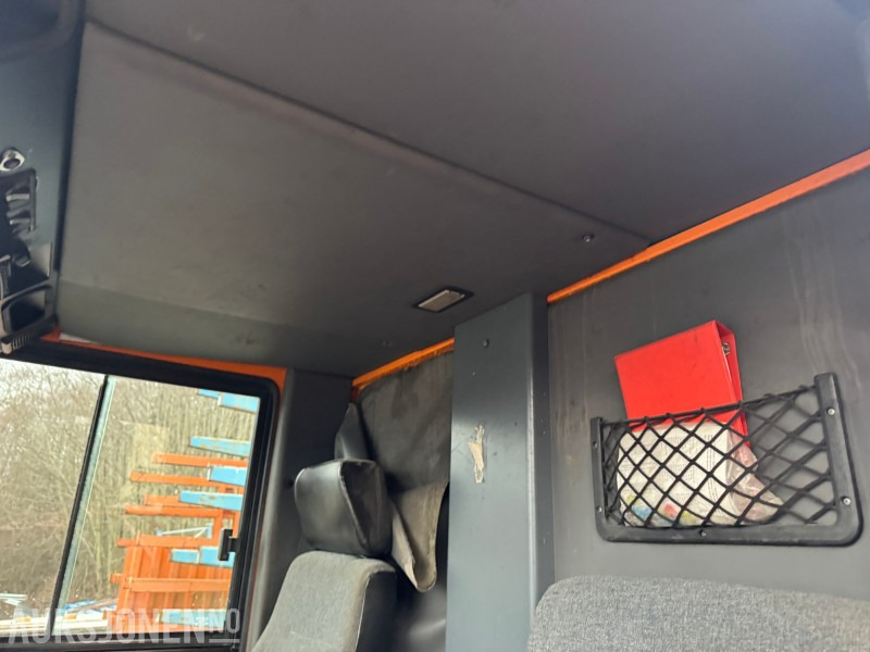 Equipo de construcción 1900 Andre Bucher CC5000 sopebil: foto 11 Equipo de construcción 1900 Andre Bucher CC5000 sopebil: foto 11