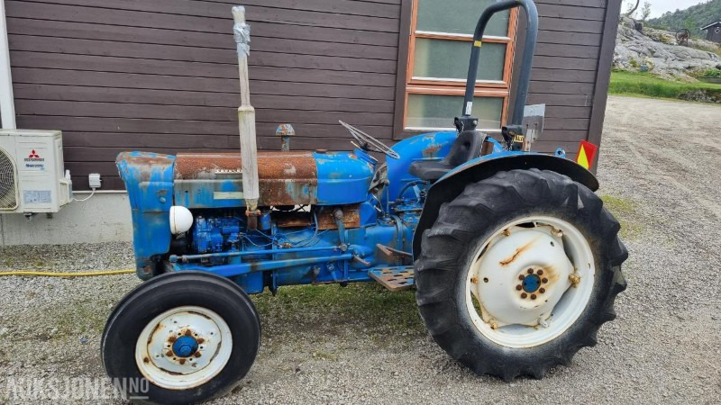 Tractor 1971 Ford SUPERDEXTA TRAKTOR: foto 1