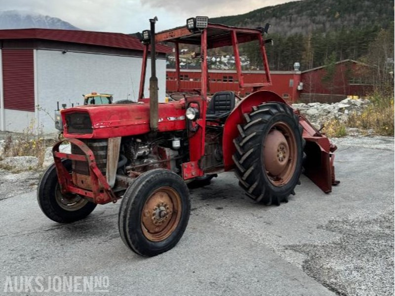 1971 Massey Ferguson 135 - MVA FRI traktor - Tractor: foto 1 1971 Massey Ferguson 135 - MVA FRI traktor - Tractor: foto 1