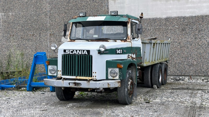 1977 Scania 141 Veteran Tippbil / Snutebil med Blidsberg Dumperkasse (ubrukt), baklem og skjold. - Camión volquete: foto 2 1977 Scania 141 Veteran Tippbil / Snutebil med Blidsberg Dumperkasse (ubrukt), baklem og skjold. - Camión volquete: foto 2