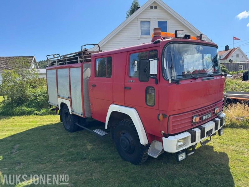 1978 Magirus Deutz 192D11 med Sirene, blålys, vannpumpe - Camión de bomberos: foto 3 1978 Magirus Deutz 192D11 med Sirene, blålys, vannpumpe - Camión de bomberos: foto 3