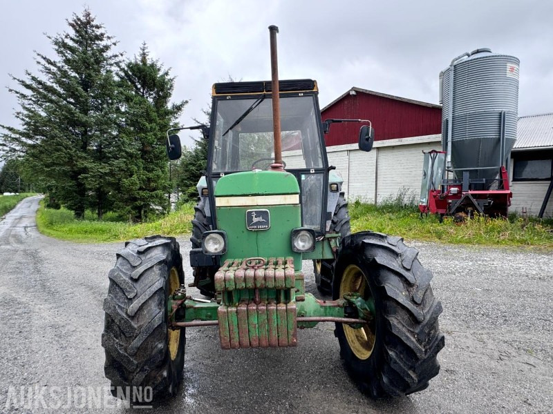 1981 John Deere 2040 - 4x4 - Hydraulisk toppstag og Triangel - 2 kjettinger - Tractor: foto 2 1981 John Deere 2040 - 4x4 - Hydraulisk toppstag og Triangel - 2 kjettinger - Tractor: foto 2