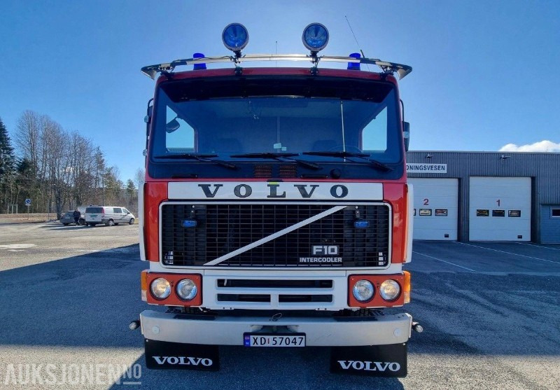 1986 Volvo F10 Brannbil - Camión de bomberos: foto 2 1986 Volvo F10 Brannbil - Camión de bomberos: foto 2