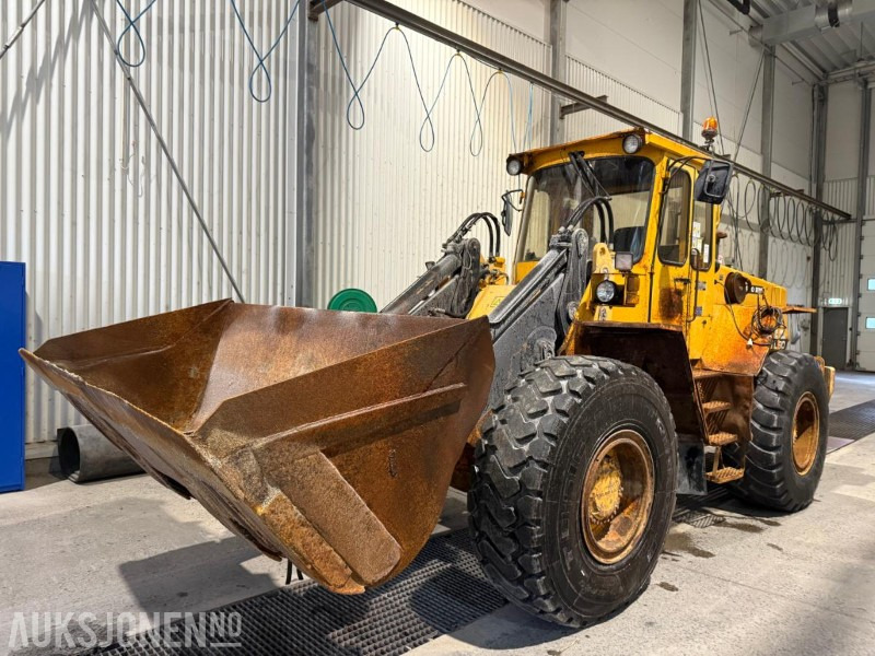 1986 Volvo L90 Hjullaster med skuffe - Cargadora de ruedas: foto 1 1986 Volvo L90 Hjullaster med skuffe - Cargadora de ruedas: foto 1