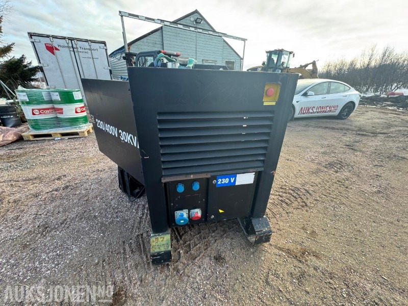 1995 Stamford aggregat 40kvA 230/400V - Equipo de construcción: foto 5 1995 Stamford aggregat 40kvA 230/400V - Equipo de construcción: foto 5