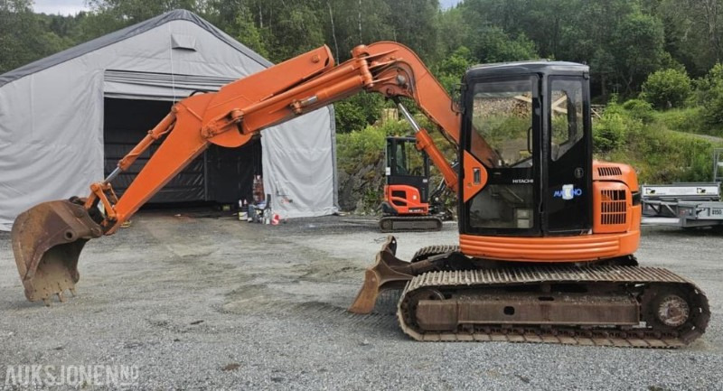 1998 Hitachi Ex 75ur MVA FRI - Excavadora: foto 1 1998 Hitachi Ex 75ur MVA FRI - Excavadora: foto 1