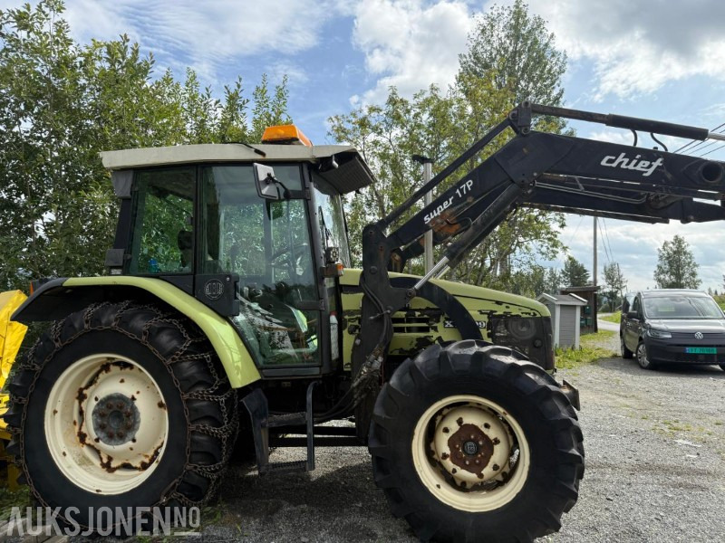 1998 Hurlimann XT 909 FULL DRIVE med frontlaster - Tractor: foto 4 1998 Hurlimann XT 909 FULL DRIVE med frontlaster - Tractor: foto 4