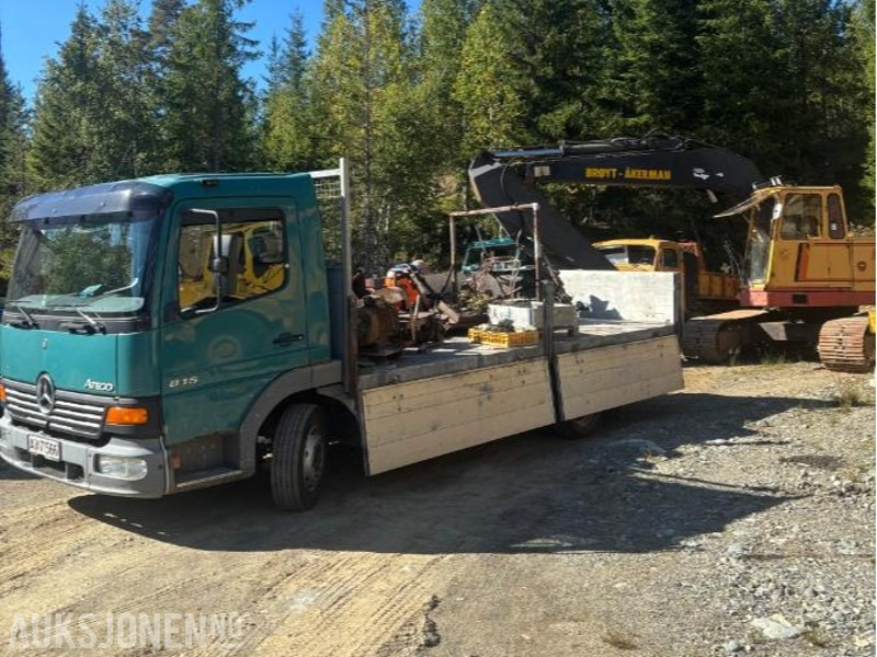 1998 Mercedes-Benz Atego 815/36 - Camión caja abierta: foto 3 1998 Mercedes-Benz Atego 815/36 - Camión caja abierta: foto 3