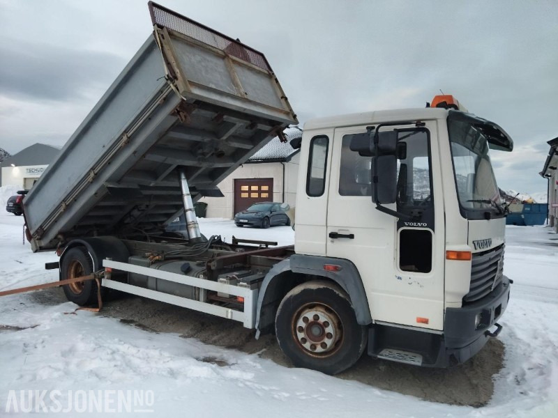 1999 Volvo FL614 4X2 - Export - 187000KM - Camión caja abierta: foto 1 1999 Volvo FL614 4X2 - Export - 187000KM - Camión caja abierta: foto 1