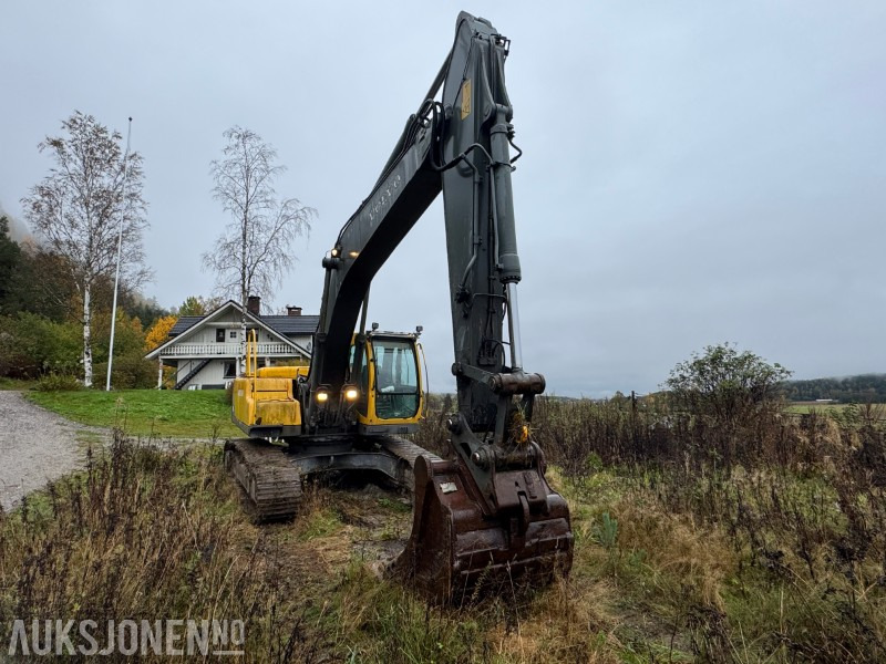 2001 Volvo EC240NLC Beltegraver - Gravemaskin - Excavadora: foto 3 2001 Volvo EC240NLC Beltegraver - Gravemaskin - Excavadora: foto 3