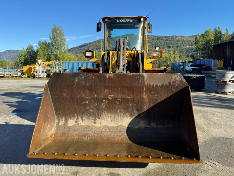 2001 Volvo L90 D hjullaster med skuffe - Cargadora de ruedas: foto 2 2001 Volvo L90 D hjullaster med skuffe - Cargadora de ruedas: foto 2