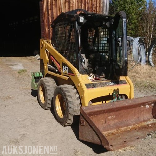 2002 Cat 216 kompaktlaster med motorvarmer - Minicargadora: foto 3 2002 Cat 216 kompaktlaster med motorvarmer - Minicargadora: foto 3