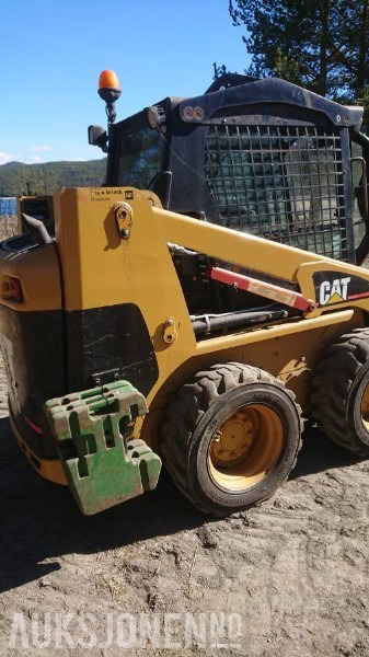 2002 Cat 216 kompaktlaster med motorvarmer - Minicargadora: foto 4 2002 Cat 216 kompaktlaster med motorvarmer - Minicargadora: foto 4