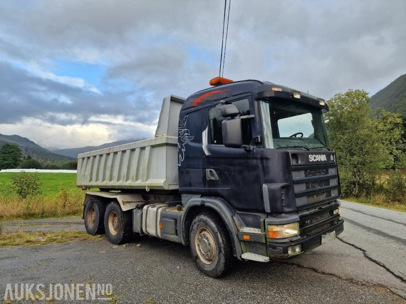2002 Scania R124 kombibil tippkasse + svingskive - Camión volquete: foto 2 2002 Scania R124 kombibil tippkasse + svingskive - Camión volquete: foto 2