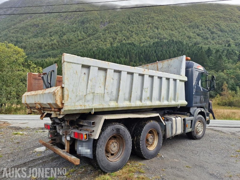 2002 Scania R124 kombibil tippkasse + svingskive - Camión volquete: foto 5 2002 Scania R124 kombibil tippkasse + svingskive - Camión volquete: foto 5
