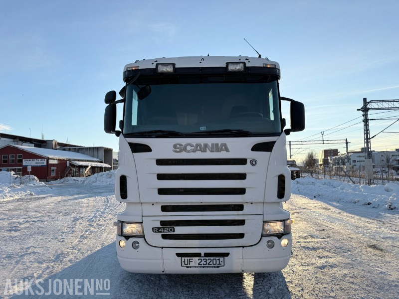 2004 Scania R420 6X2 Kranbil - HMF 1430 kran - NY EU! - Camión grúa: foto 2 2004 Scania R420 6X2 Kranbil - HMF 1430 kran - NY EU! - Camión grúa: foto 2