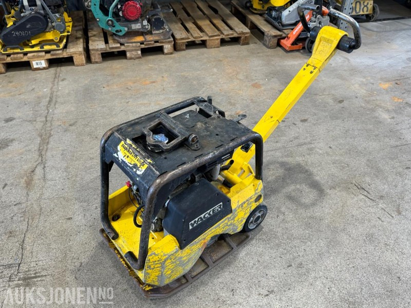 2005 Wacker BPU3050A vibroplate / Hoppetusse - Rodillo: foto 1 2005 Wacker BPU3050A vibroplate / Hoppetusse - Rodillo: foto 1
