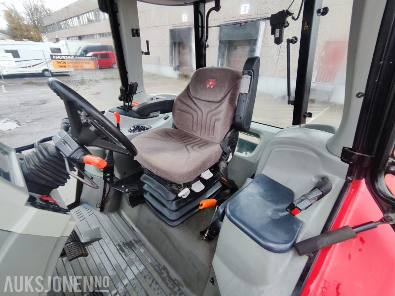 Tractor 2006 Massey Ferguson 5460 – 4471 timer – Velholdt traktor i god stand: foto 15