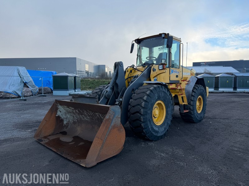 Cargadora de ruedas 2006 Volvo L90E hjullaster - Sentralsmøring - Joystick - Tilleggshydraulikk: foto 1