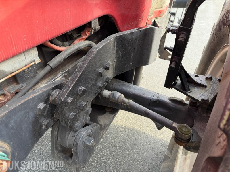 Leasing de  2008 Valtra T-180 Traktor med frontlaster / 1362 timer 2008 Valtra T-180 Traktor med frontlaster / 1362 timer: foto 18