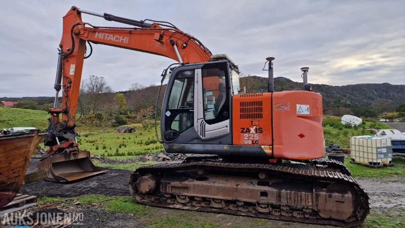 2009 Hitachi ZX225USLC-3 Beltegraver m/GPS/Rototilt med klype/Pusseskuffe, 12800 timer - Excavadora: foto 3 2009 Hitachi ZX225USLC-3 Beltegraver m/GPS/Rototilt med klype/Pusseskuffe, 12800 timer - Excavadora: foto 3