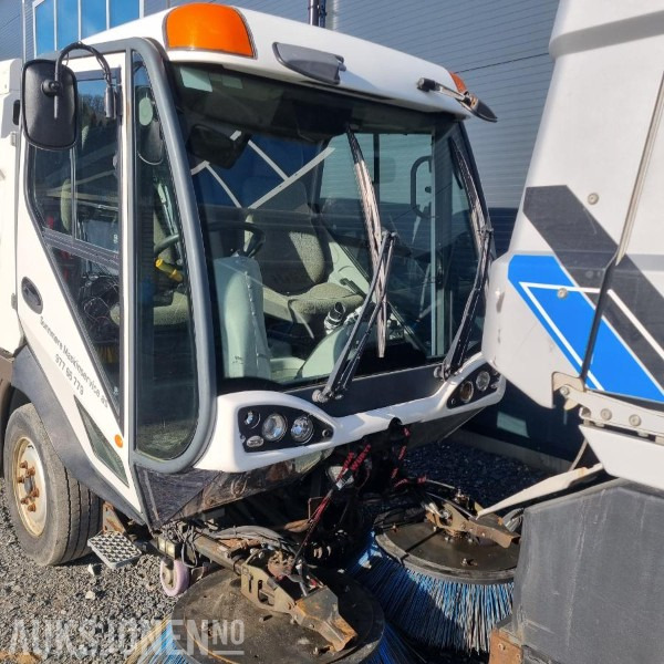 2009 Johnston 5000 Feiebil - Delebil/rep.objekt - Equipo de construcción: foto 4 2009 Johnston 5000 Feiebil - Delebil/rep.objekt - Equipo de construcción: foto 4