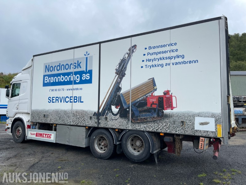 2009 Scania 480 R-serie Highline Skapbil med full sideåpning og Zepro baklift - Camión caja cerrada: foto 4 2009 Scania 480 R-serie Highline Skapbil med full sideåpning og Zepro baklift - Camión caja cerrada: foto 4