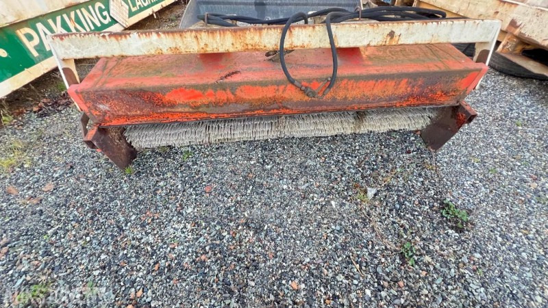 2010 Fronmontert feiekost - Equipo de construcción: foto 4 2010 Fronmontert feiekost - Equipo de construcción: foto 4