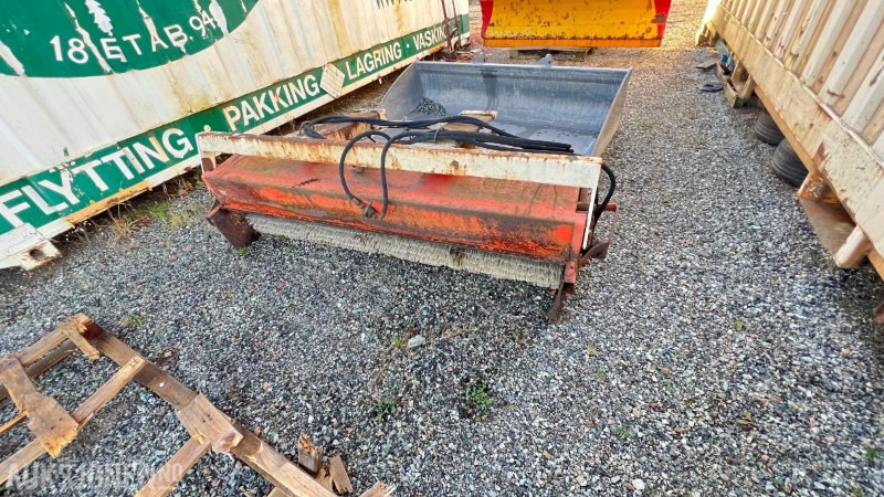 2010 Fronmontert feiekost - Equipo de construcción: foto 1 2010 Fronmontert feiekost - Equipo de construcción: foto 1