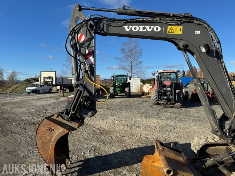 2011 Volvo EC55C GRAVEMNASKON MED 2 SKUFFER - Excavadora: foto 3 2011 Volvo EC55C GRAVEMNASKON MED 2 SKUFFER - Excavadora: foto 3