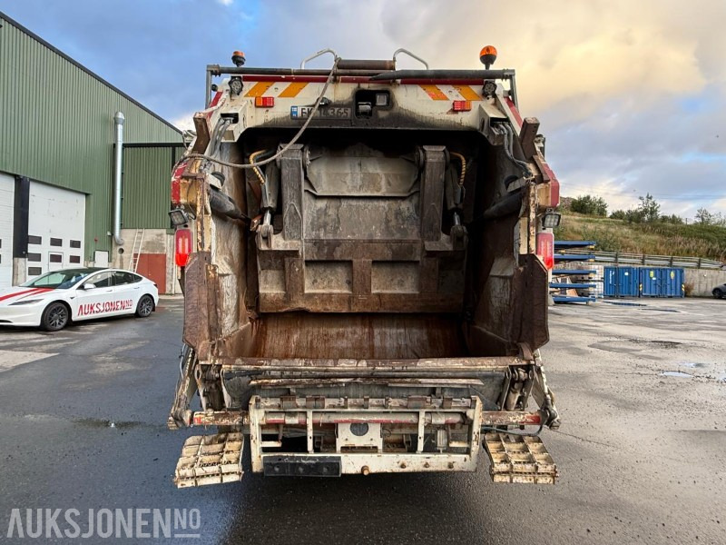 2011 Volvo FM330 6X2 Komprimatorbil 22M3 - Strøere - Baklaster - 353908KM - Camión de basura: foto 4 2011 Volvo FM330 6X2 Komprimatorbil 22M3 - Strøere - Baklaster - 353908KM - Camión de basura: foto 4