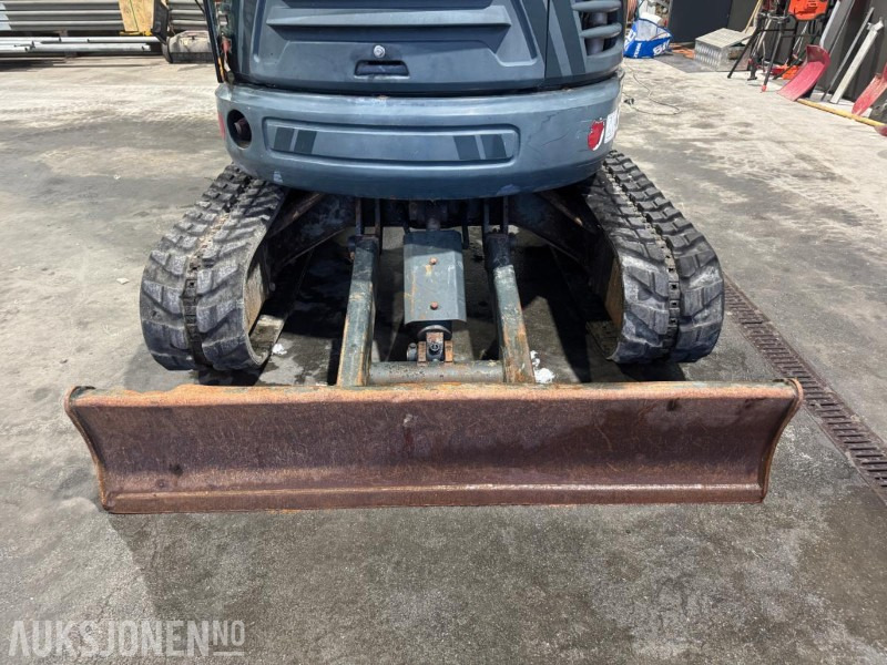 Miniexcavadora 2012 HYUNDAI ROBEX 35Z-9 4,1TONN MINIGRAVER. 2135TIMER NYE BELTER 2024. GRAVESKUFF. PLANERINGSKUFF.: foto 12 Miniexcavadora 2012 HYUNDAI ROBEX 35Z-9 4,1TONN MINIGRAVER. 2135TIMER NYE BELTER 2024. GRAVESKUFF. PLANERINGSKUFF.: foto 12